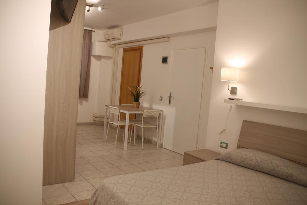 All'Etrusconia Hotel Castagneto Carducci Marina di Castagneto Carducci Extérieur photo