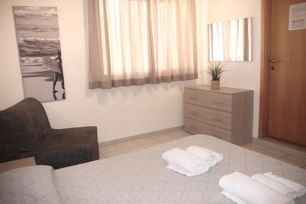 All'Etrusconia Hotel Castagneto Carducci Marina di Castagneto Carducci Extérieur photo